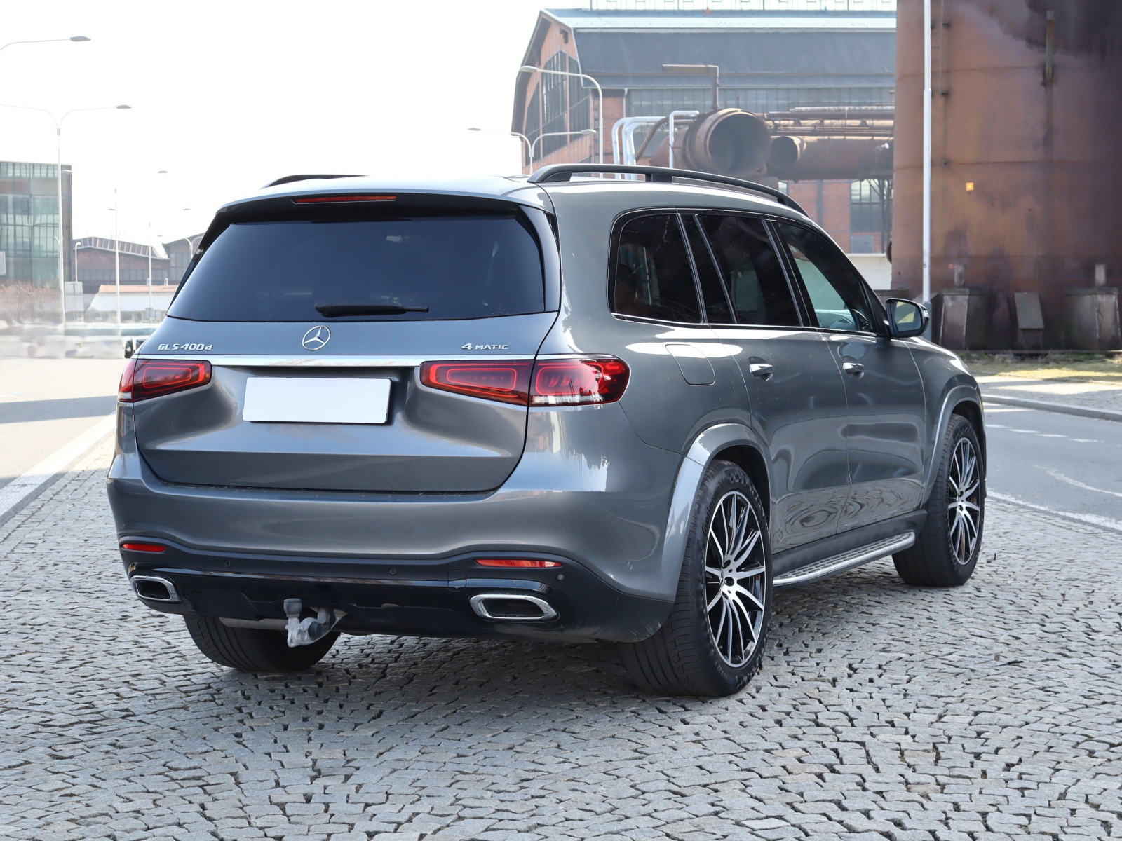 Mercedes-Benz GLS - 2023