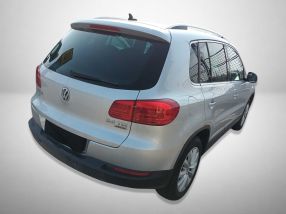 Volkswagen Tiguan - 2011
