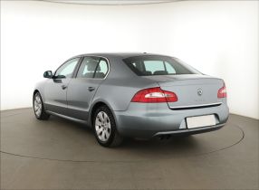 Škoda Superb - 2012