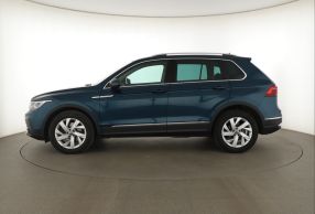 Volkswagen Tiguan - 2021