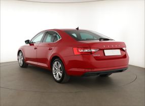 Škoda Superb - 2019