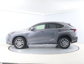 Lexus NX - 2020