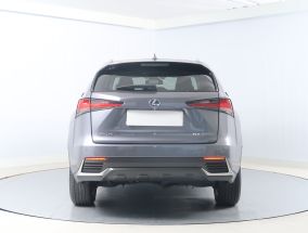 Lexus NX - 2020