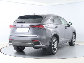 Lexus NX - 2020