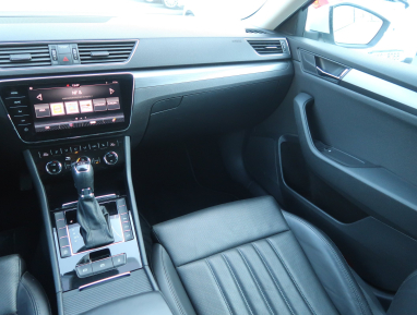 Škoda Superb - 2017