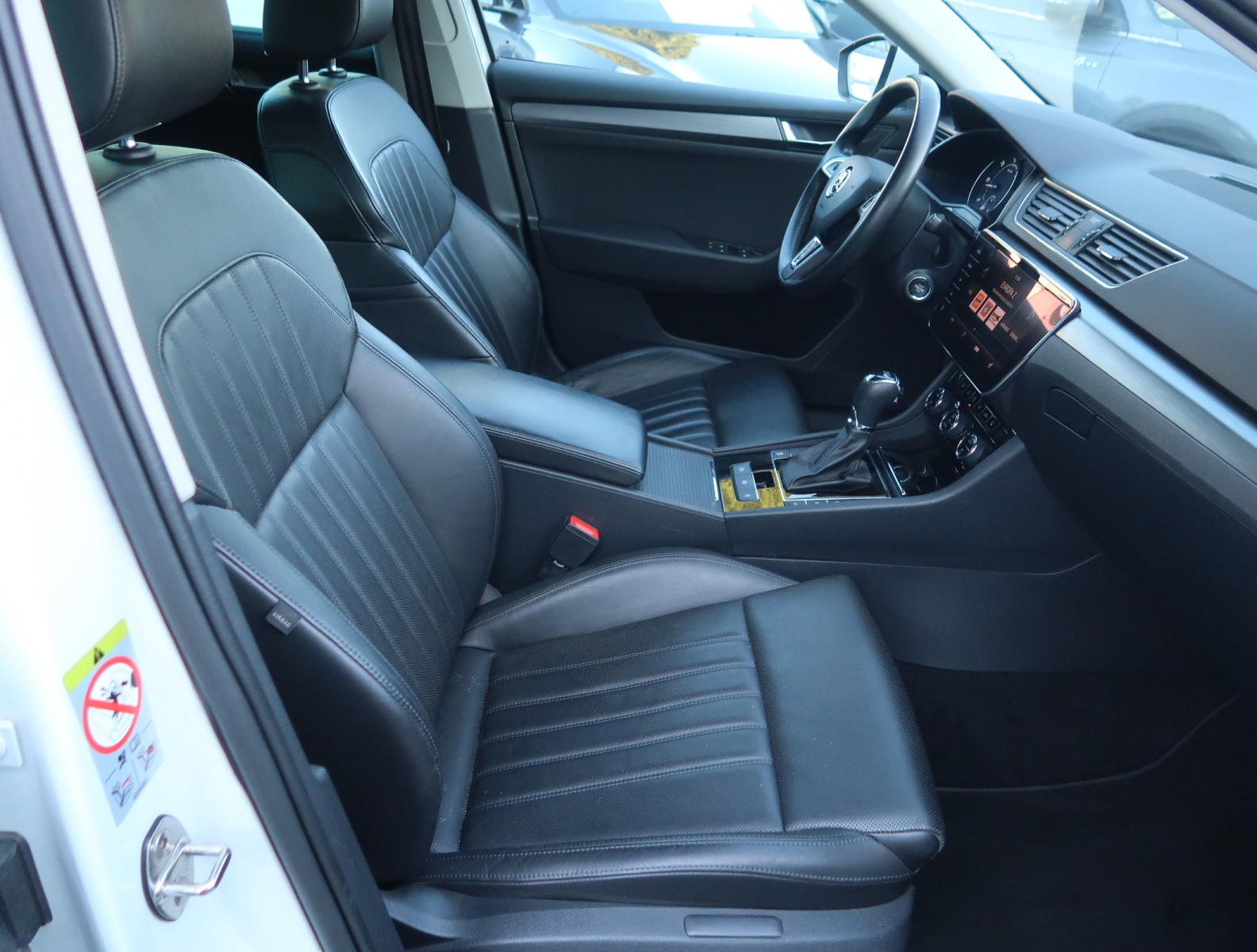 Škoda Superb - 2017