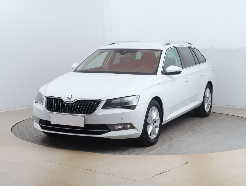 Škoda Superb, 2017