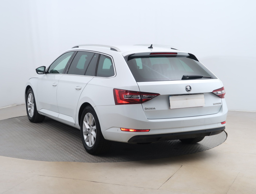 Škoda Superb, 2017