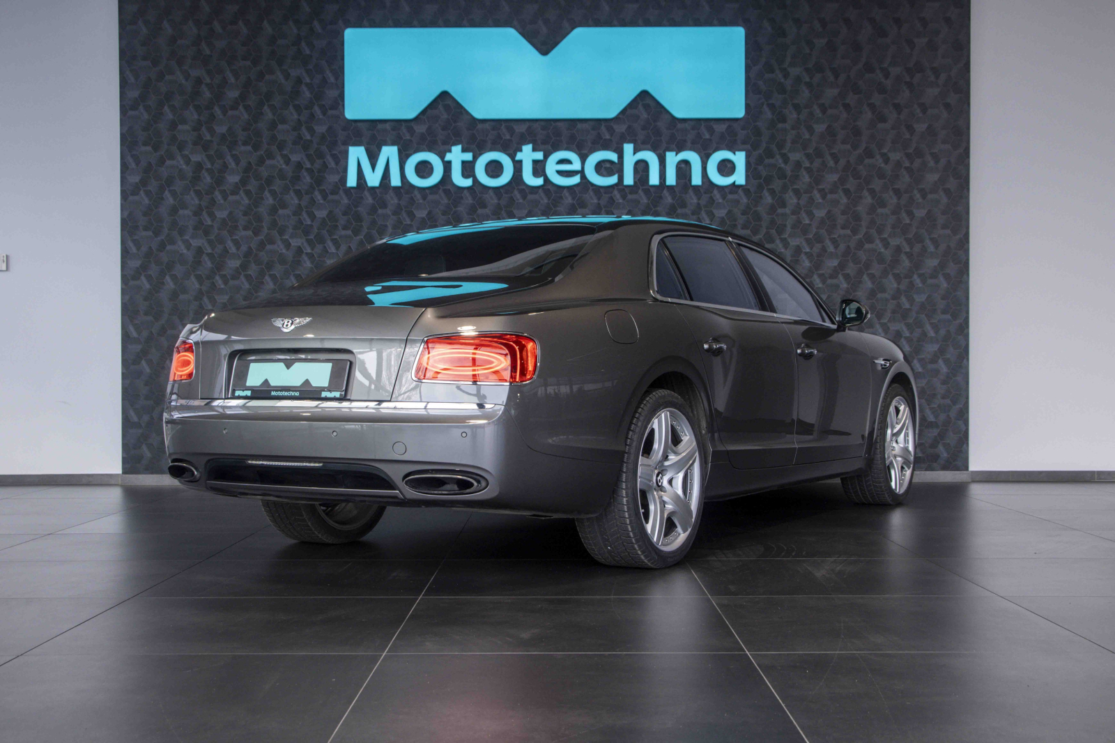 Bentley Flying Spur - 2014