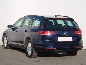 Volkswagen Passat - 2015