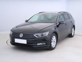 Volkswagen Passat - 2015