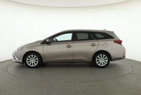 Toyota Auris - 2015