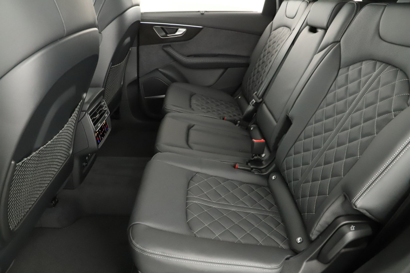 Audi SQ7, 2026
