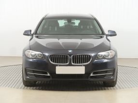 BMW 5 - 2015