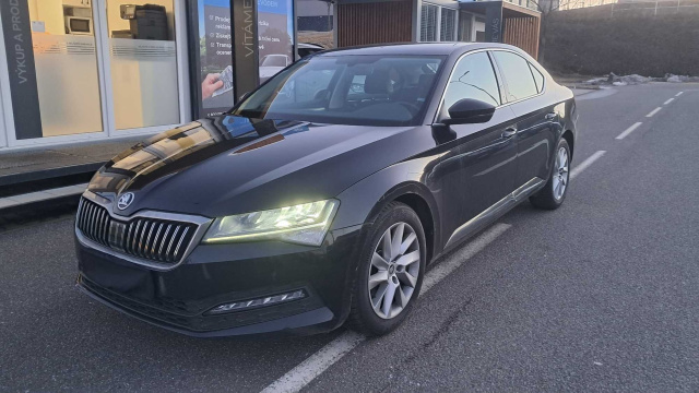 Škoda Superb 2021