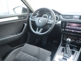 Škoda Superb - 2021