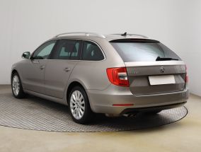 Skoda Superb - 2013