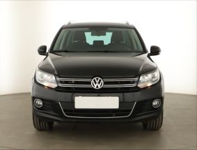 Volkswagen Tiguan - 2012