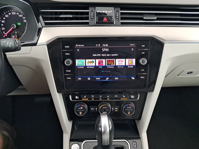 Volkswagen Passat, 2020