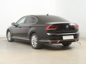 Volkswagen Passat - 2020