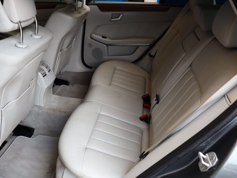 Mercedes-Benz E, 2015