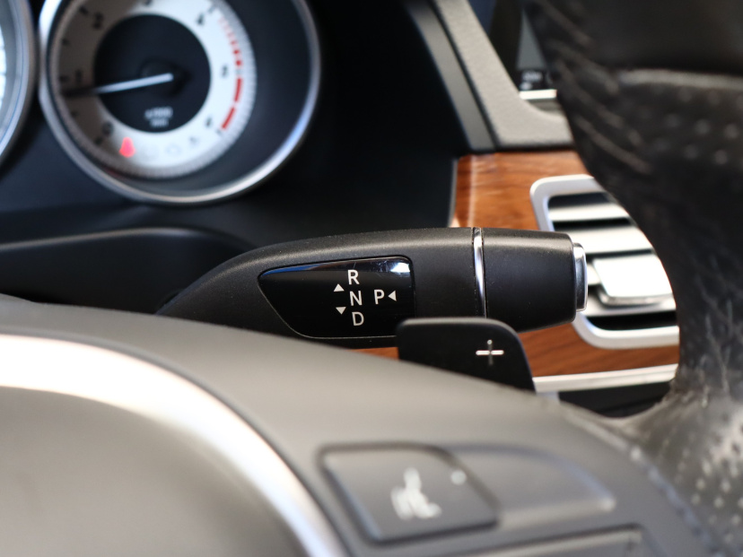 Mercedes-Benz E, 2015
