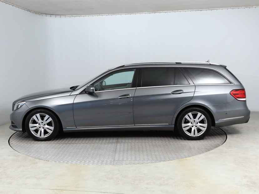Mercedes-Benz E, 2015