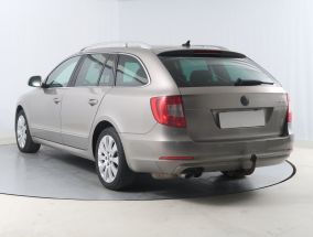 Skoda Superb - 2012