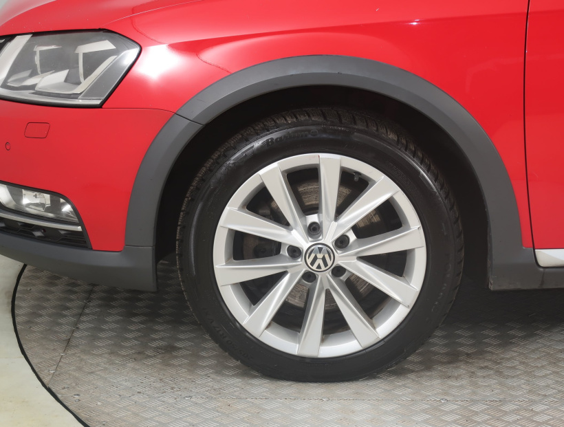 Volkswagen Passat, 2014
