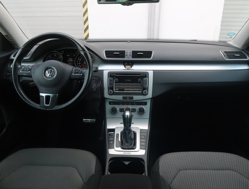 Volkswagen Passat, 2014