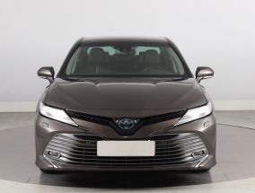 Toyota Camry - 2020