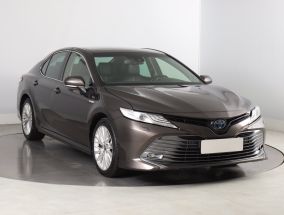 Toyota Camry - 2020