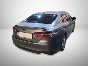 Toyota Camry - 2021