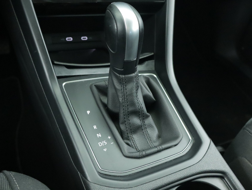 Volkswagen Touran, 2022