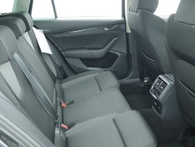 Škoda Octavia - 2023