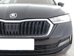 Škoda Octavia - 2023