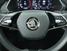 Škoda Octavia - 2023