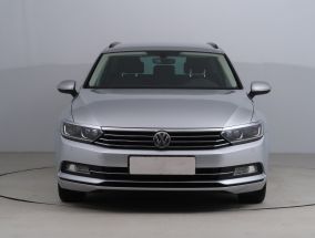 Volkswagen Passat - 2015