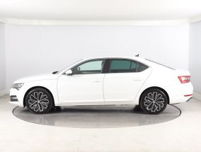 Škoda Superb - 2023