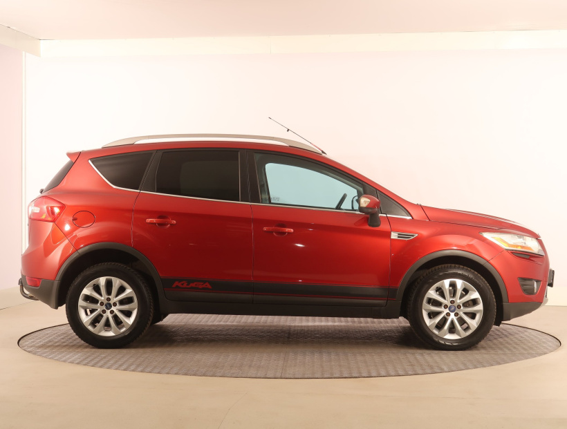 Ford Kuga, 2009