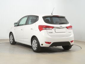 Hyundai ix20 - 2012