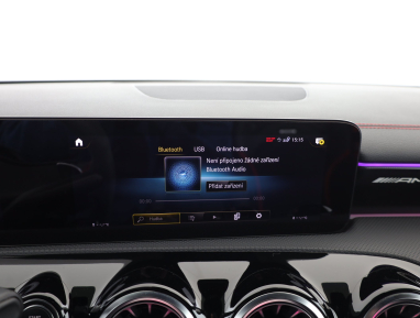 Mercedes-Benz CLA - 2021