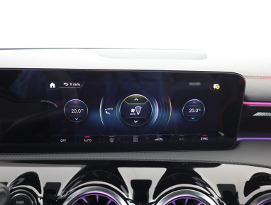 Mercedes-Benz CLA - 2021