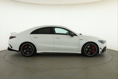 Mercedes-Benz CLA - 2021