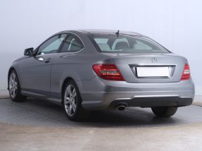 Mercedes-Benz C - 2012