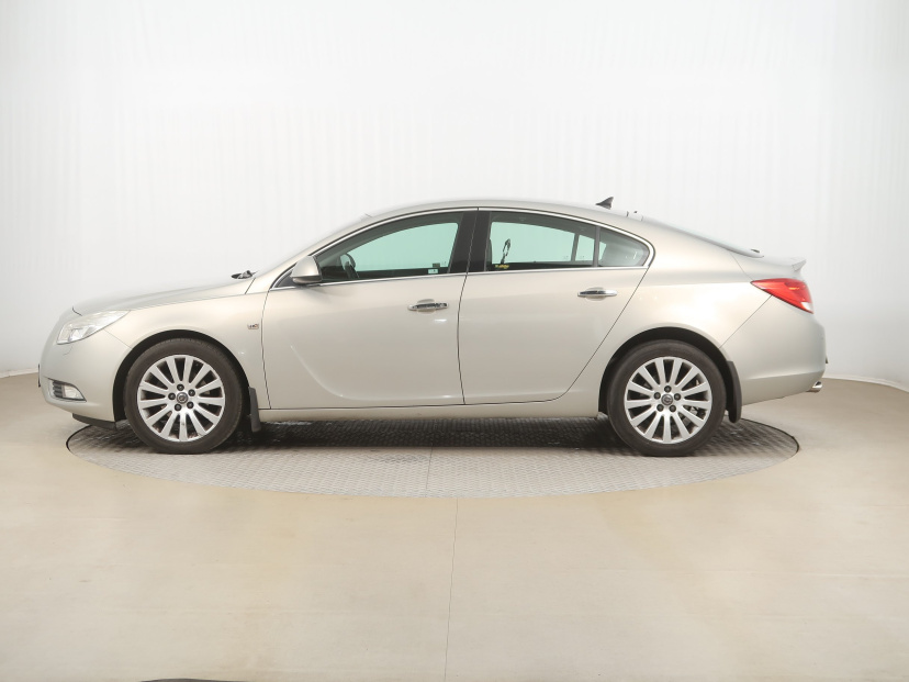 Opel Insignia, 2010