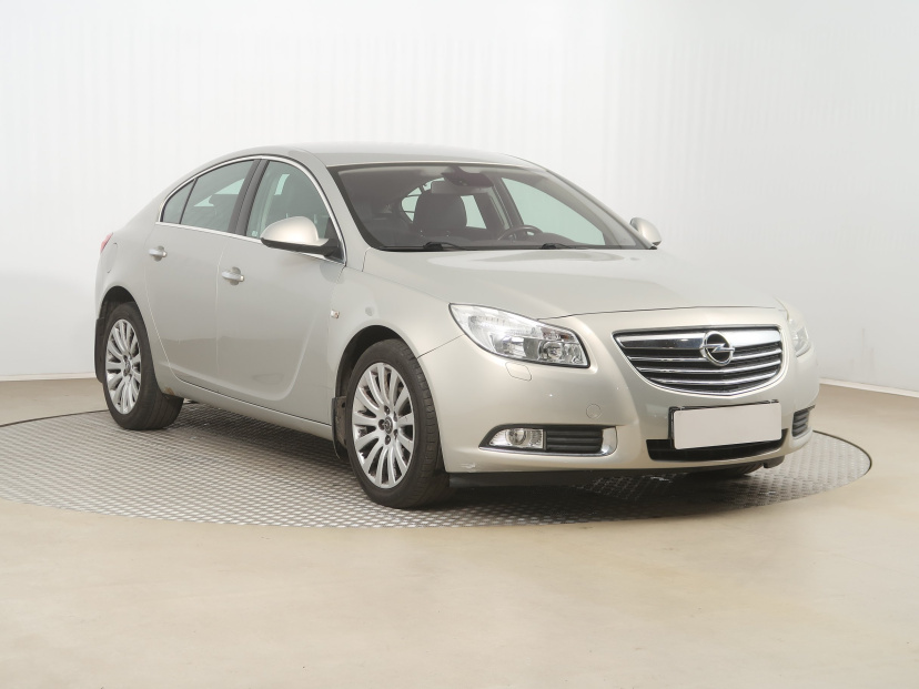 Opel Insignia, 2010