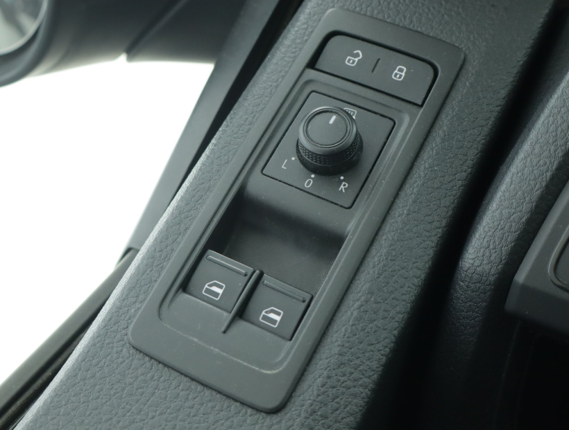 Volkswagen Caravelle, 2018