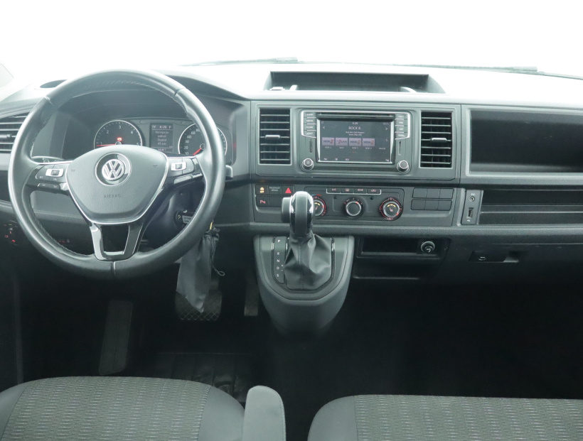 Volkswagen Caravelle, 2018
