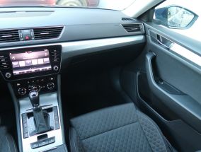 Škoda Superb - 2019